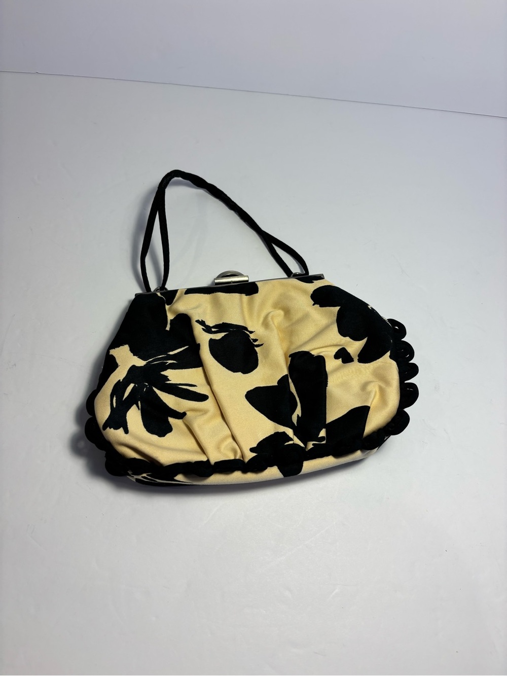 Vintage Coast Black & Cream Floral Satin Framed Clasp Evening Bag Purse